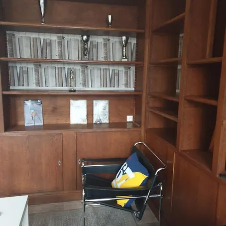 A Eu
